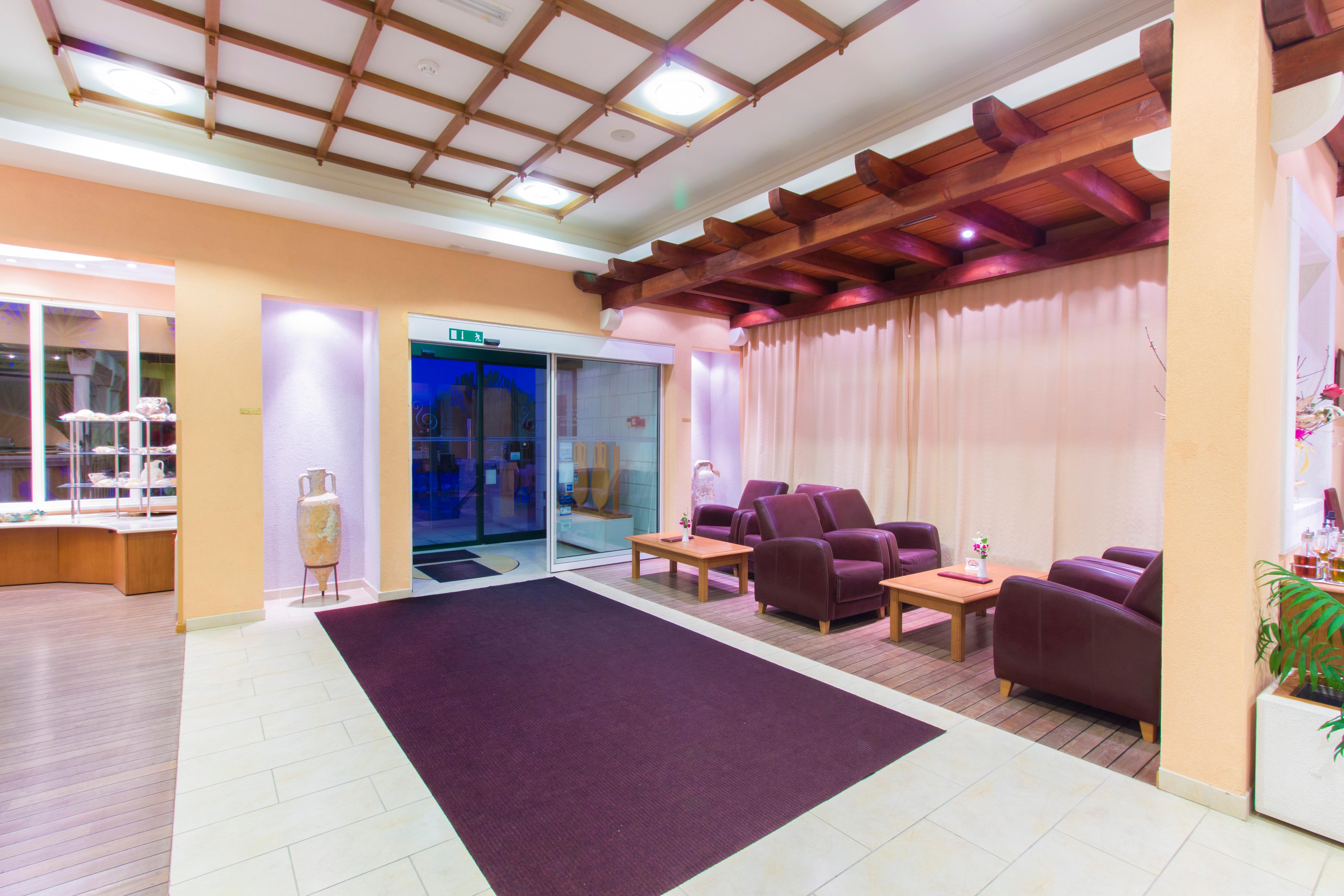 Hotel Spongiola กราปานจ์ ภายนอก รูปภาพ