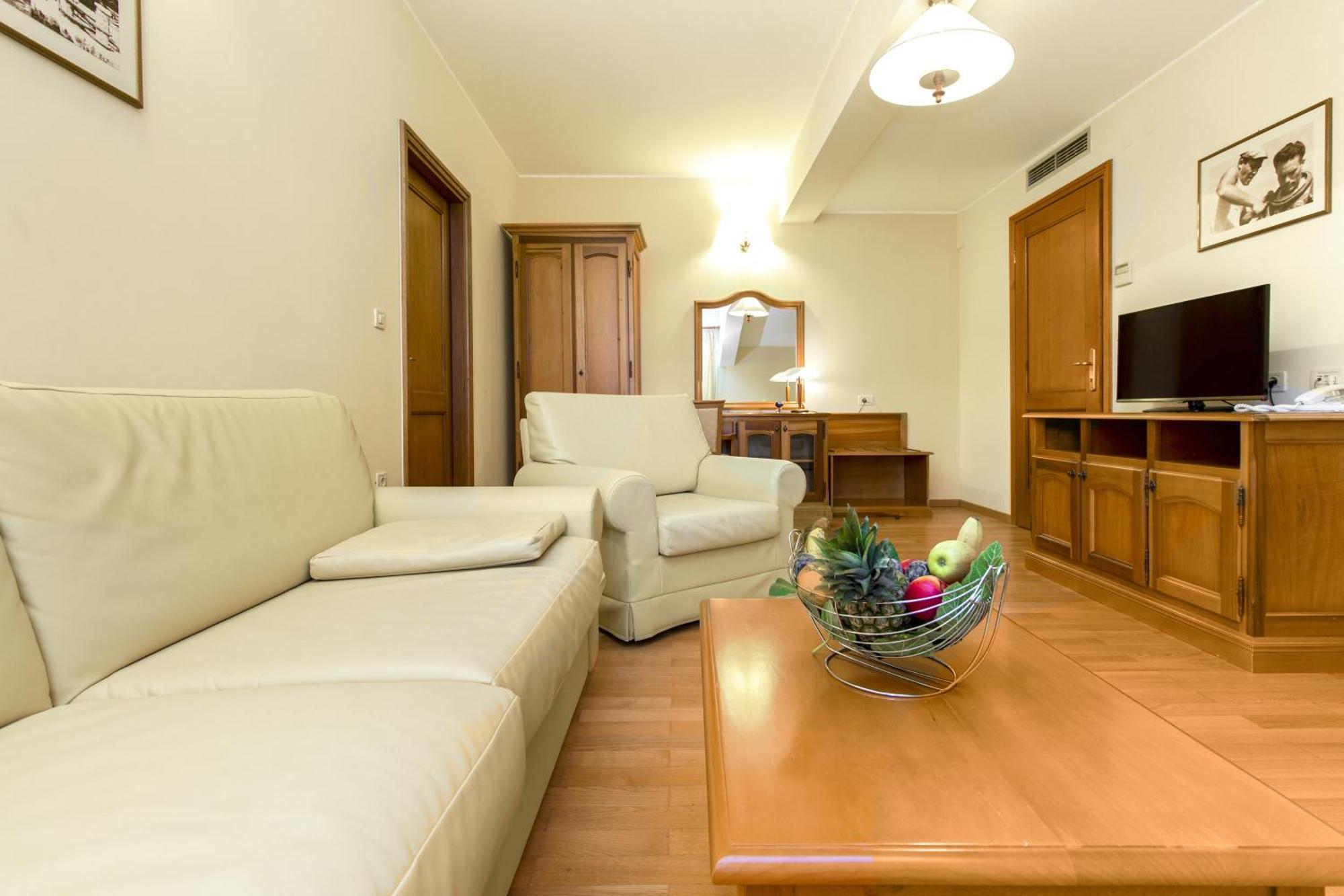 Hotel Spongiola กราปานจ์ ห้อง รูปภาพ